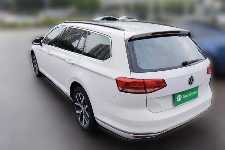 Used Volkswagen Variant 2017 380TSI Two-Wheel Drive Comfort Edition
