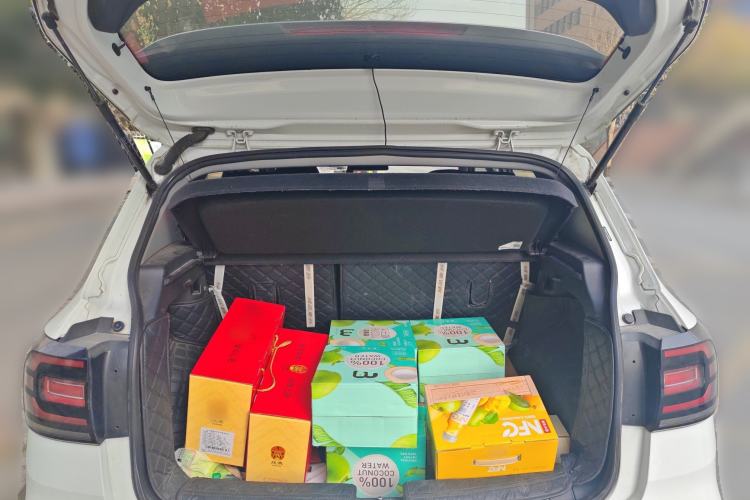 Used Volkswagen Tacqua 2020 1.5L Automatic Yue
