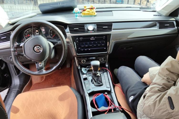 Used Volkswagen Phideon 2019 380TSI Two-Wheel Drive Business Edition China VI Standard
