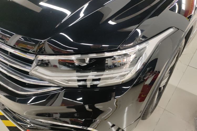 Used Volkswagen Tiguan L 2023 Restyled 330TSI Automatic Two-Wheel Drive R-Line Enhanced Comfort Version Left Front Headlight