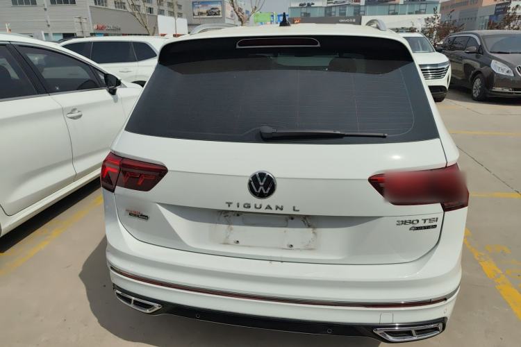 Used Volkswagen Tiguan L 2023 Facelifted 380TSI Automatic All-Wheel Drive R-Line Plus Version 7-Seater Rear