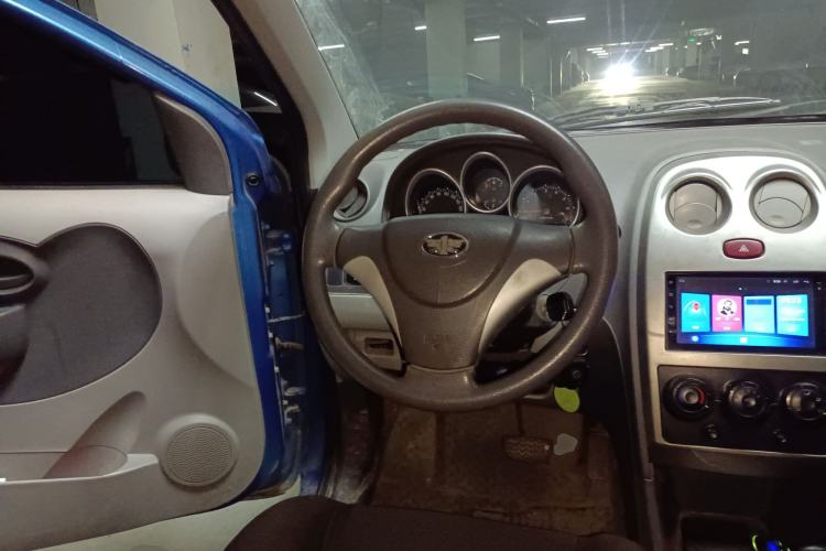 Used FAW Weizhi V2 2010 1.3L AMT Flagship Version Steering Wheel