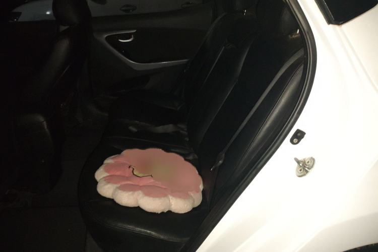 Used Hyundai Elantra (5th Generation / Langdong) 2015 1.6L Manual Leading Model
