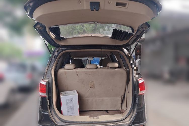 Used Baojun 730 2014 1.5L manual Comfort version 7 seats