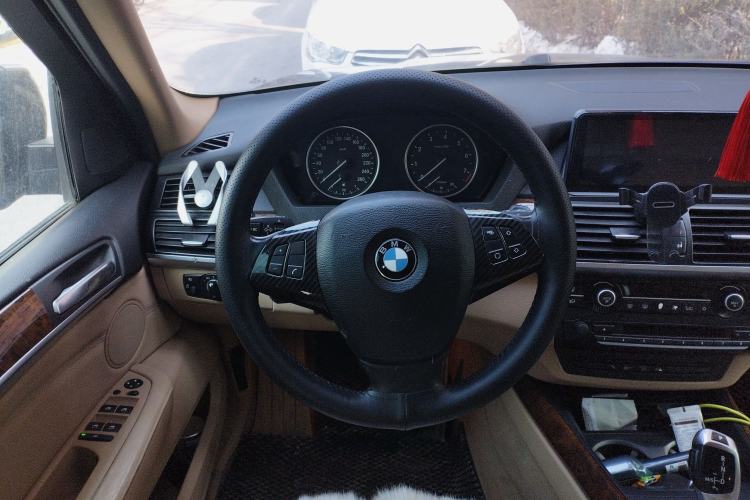 Used BMW X5 2011 xDrive35i Luxury Model
