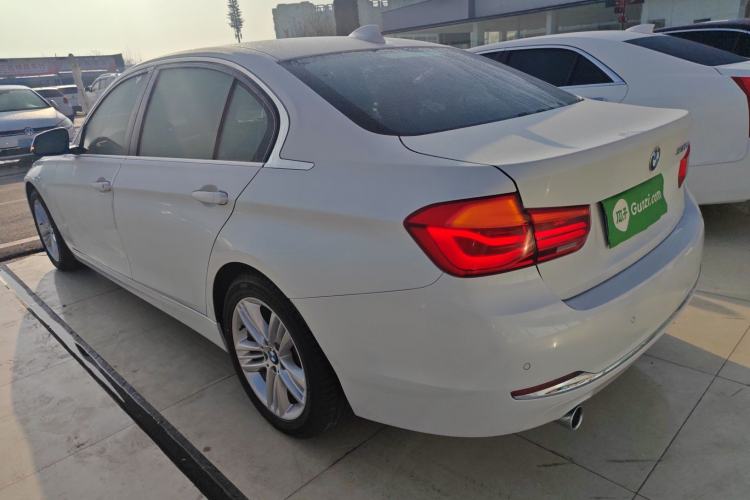 Used BMW 3 Series 2016 320Li Ambition Model
