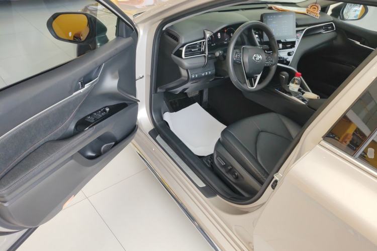 Used Toyota Camry 2023 2.5G Luxury Edition