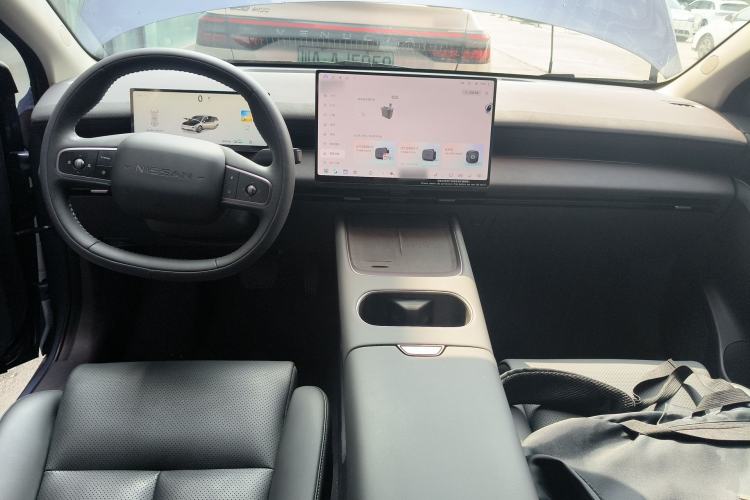 Used Nissan N6 2026 Model 180 Max Center Console