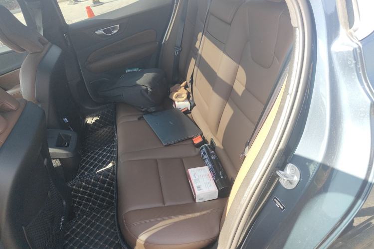 Used Volvo S60 2024 B4 Zhiyi Luxury Edition