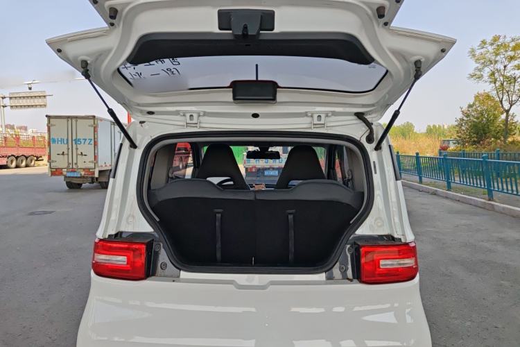 Used Wuling Hongguang MINIEV 2022 Easy Version Lithium Iron Phosphate
