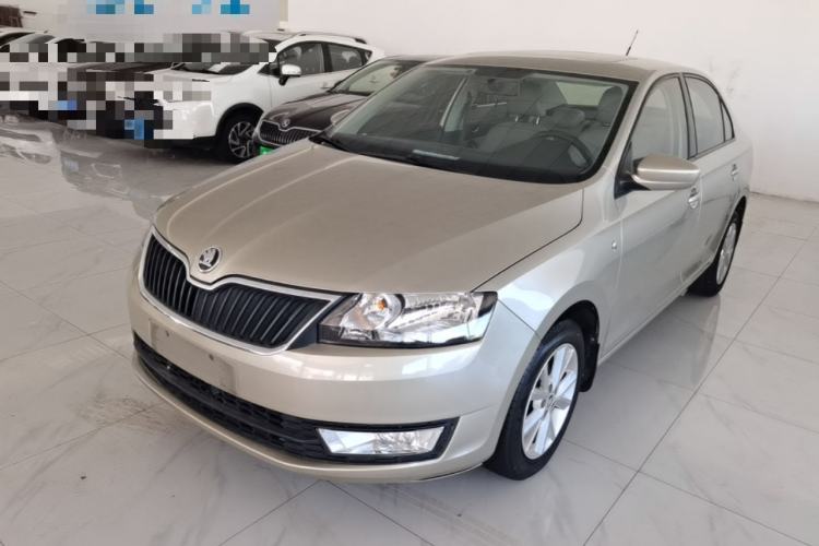Used Skoda Rapid 2015 1.6L Automatic Smart Selection Model