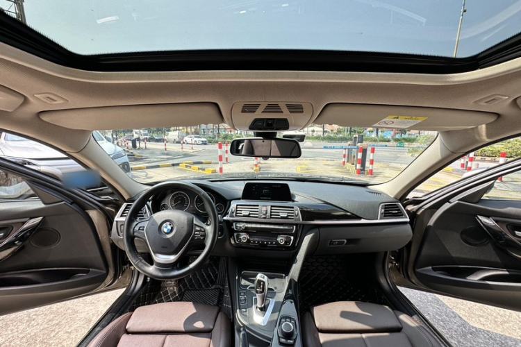 Used BMW 3 Series 2018 318Li Interior 3