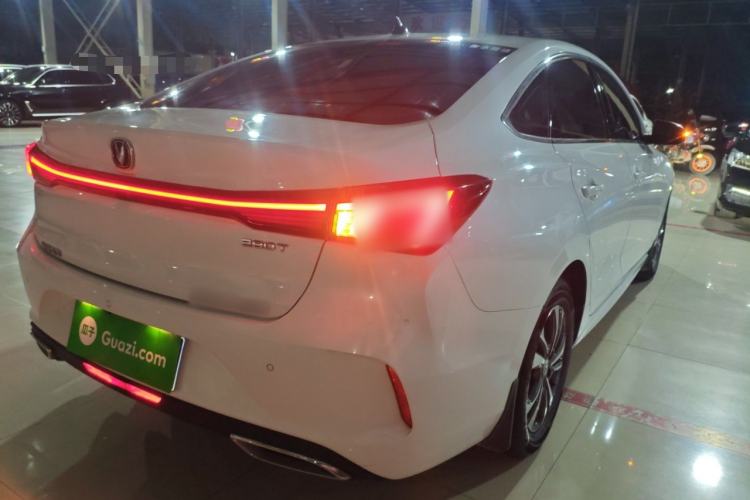 Used Changan Eado 2022 PLUS Blue Whale NE 1.4T GDI DCT Prestige Edition