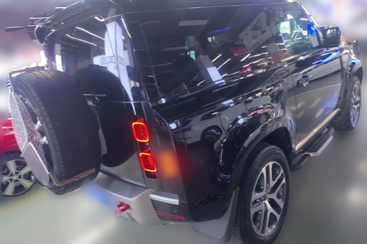 Used Land Rover Defender 2023 90 3.0T P400 XS
