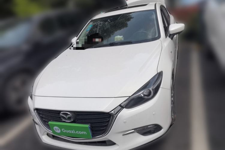 Used Mazda 3 Axela 2019 Cloud-Controlled Version Sedan 2.0L Automatic Luxury Trim China VI Standard