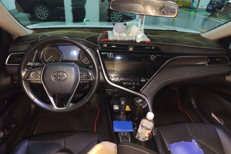 Used Toyota Camry 2019 Dual-Engine 2.5HS FENGSHANG Edition China VI Standard