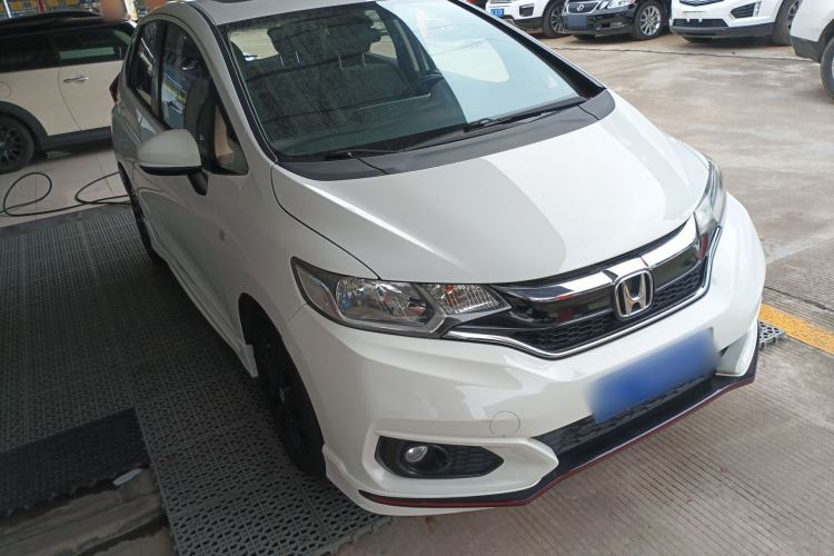 Used Honda Fit 2018 1.5L CVT Trendy Run+ Edition Exterior 1