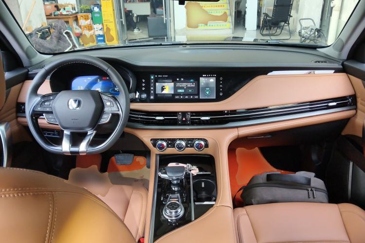 Used Changan CS95 2023 2.0T All-Wheel Drive Premium PLUS
