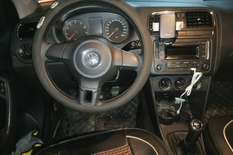 Used Volkswagen Polo 2013 1.4L Manual Comfort Edition