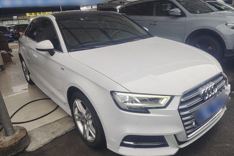 Used Audi A3 2020 Limousine 35 TFSI Fashion Edition China VI Emission Standard Front Right 45 Deg