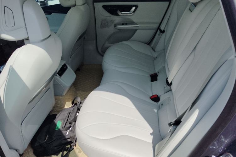 Used Mercedes-Benz EQE 2022 350 Pioneer Edition
