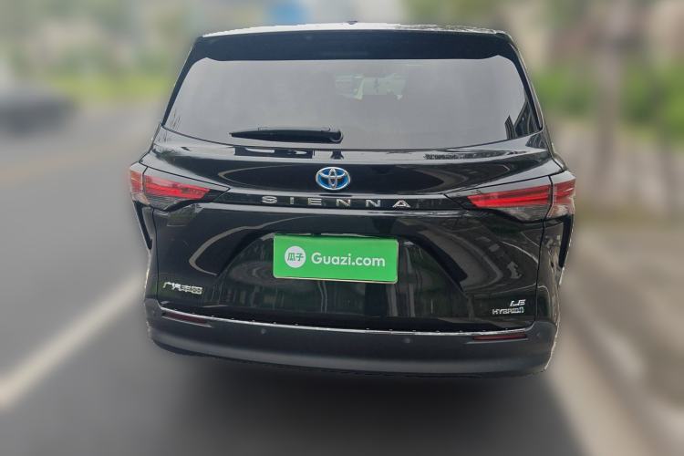 Used Toyota SIENNA 2023 2.5L Hybrid Comfort Edition Rear
