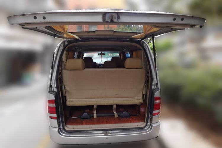 Used Jinbei Grace 2010 2.4L 3rd Generation Zunling Standard Version 9 Seats 9 Seats 4RB2
