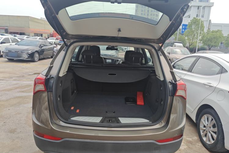 Used Buick Envision 2018 20T Two-Wheel-Drive Leading Model Trunk