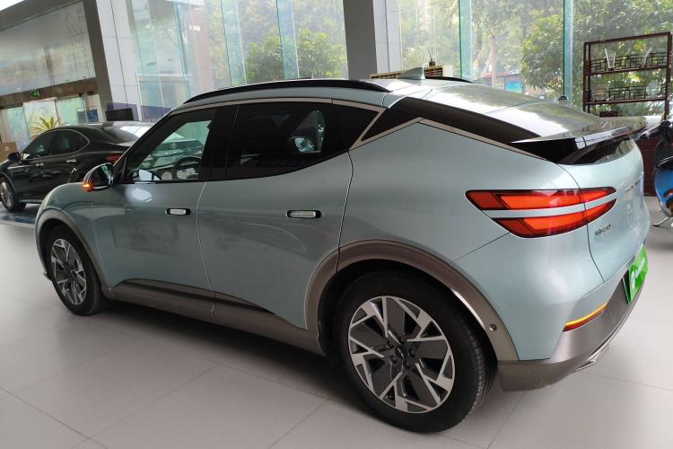 Used Genesis GV60 2023 Single-Motor Rear-Drive Luxury Edition
