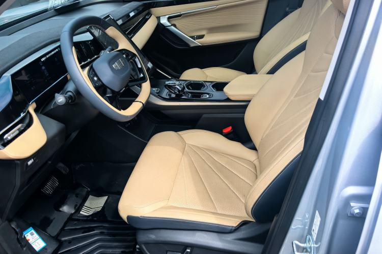 Used Geely Auto FX11 2023 1.5TD DCT Prestige Edition Interior 4