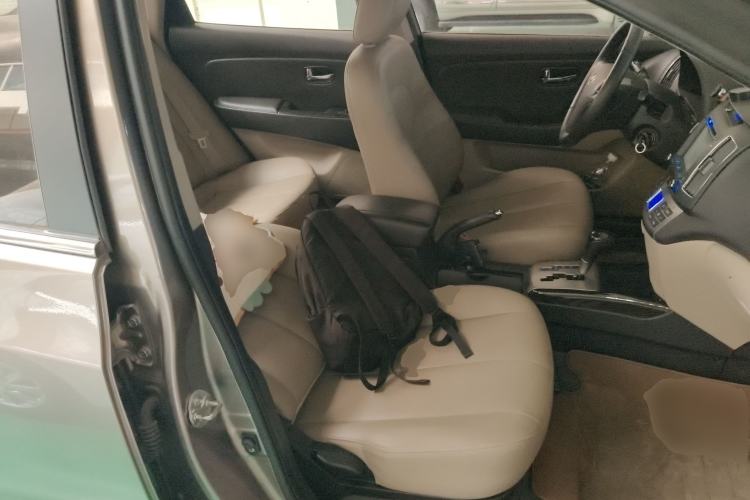 Used Hyundai Celesta 2011 1.6L Automatic Luxury Version