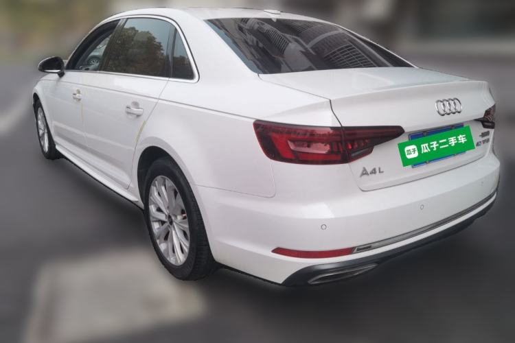 Used Audi A4L 2019 40 TFSI Ambition China VI
