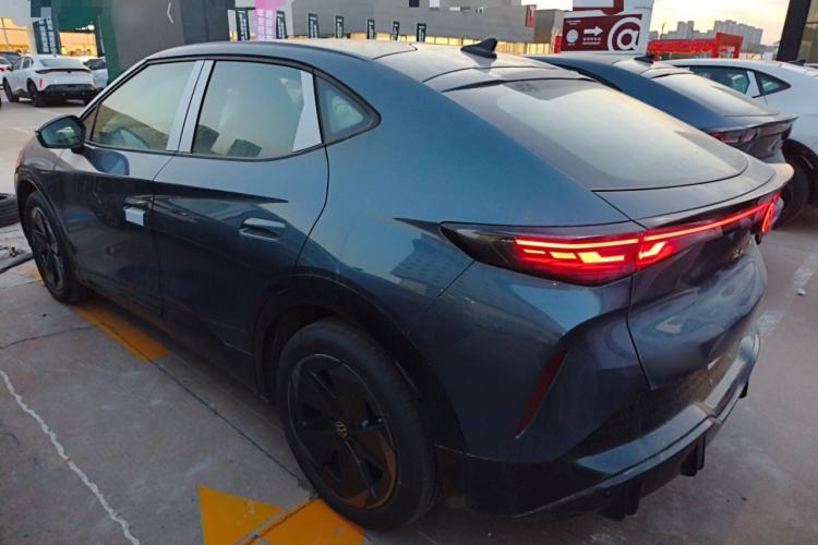 Used Volkswagen ID.UNYX 2025 Pure Model
