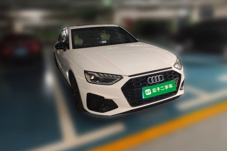 Used Audi A4L 2023 40 TFSI Luxury Dynamic Model
