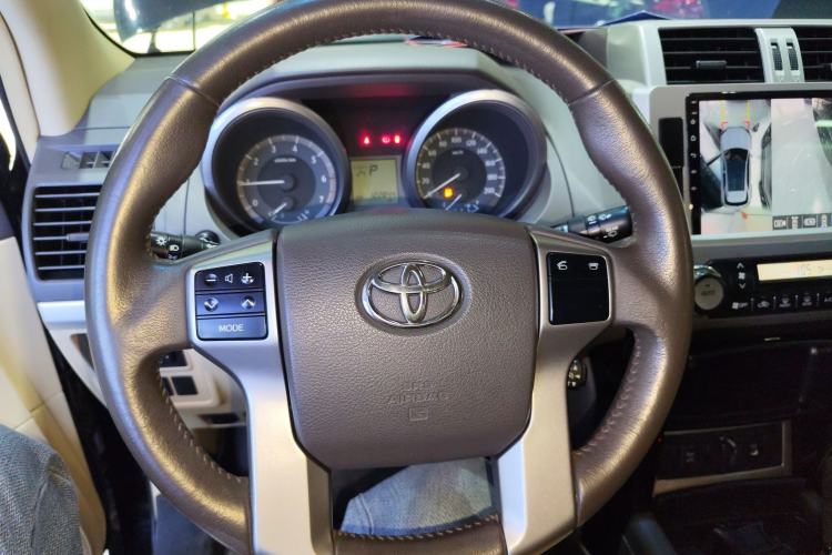 Used Toyota Prado 2014 4.0L Middle East Version
