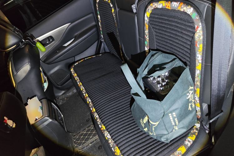 Used Nissan Murano 2019 2.5L XL Two-Wheel Drive Smart Connect Luxury Edition China VI Standard Left Rear Seat