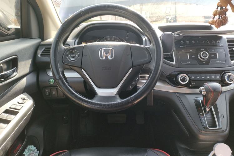 Used Honda CR-V 2016 2.0L two-wheel drive Urban Edition