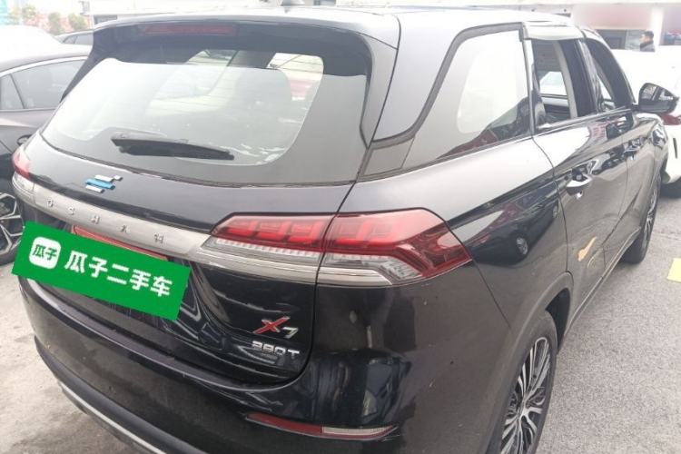 Used CHANGAN OSHAN X7 2020 1.5T Automatic Luxury Version Rear Right 45 Deg