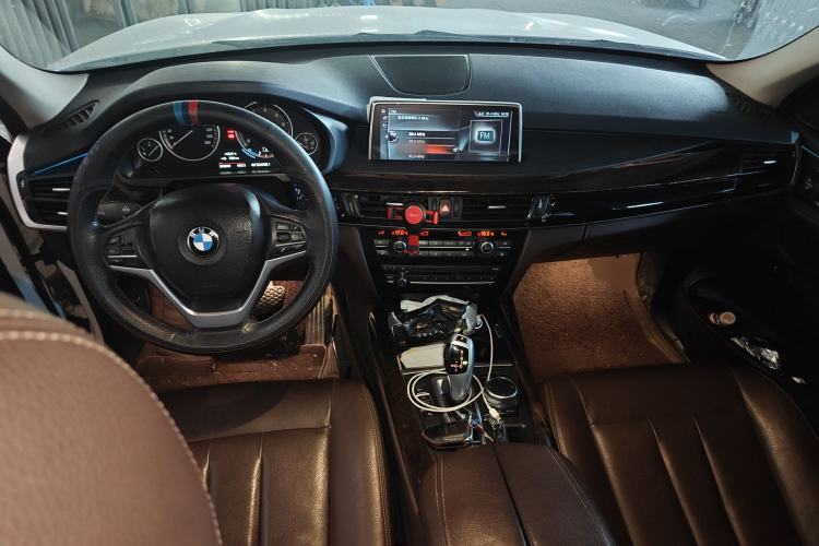 Used BMW X5 2017 xDrive28i
