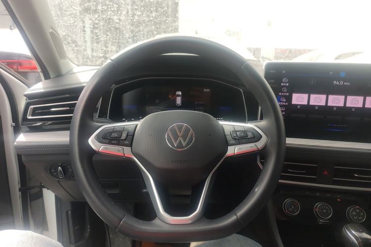 Used Volkswagen Sagitar 2023 300TSI DSG Excellence Edition Steering Wheel