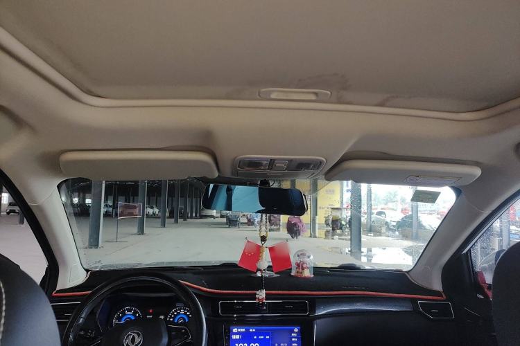 Used Dongfeng Fengon 580 2018 Revised Version 1.8L Manual Comfort Edition Headliner