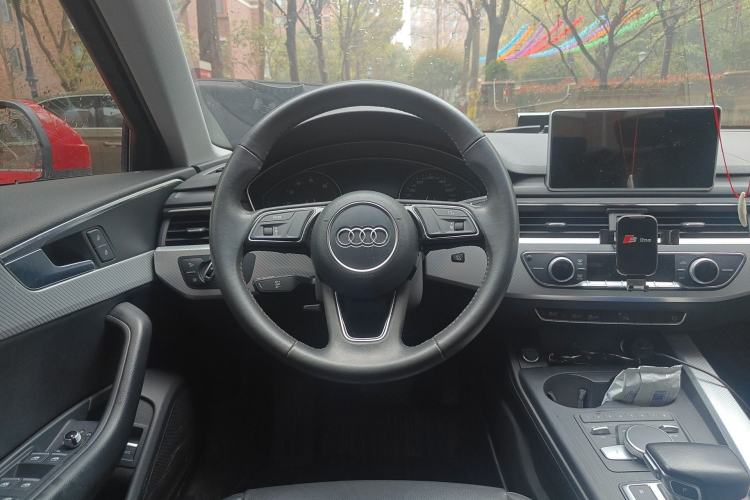Used Audi A4L 2017 40 TFSI Fashion Model
