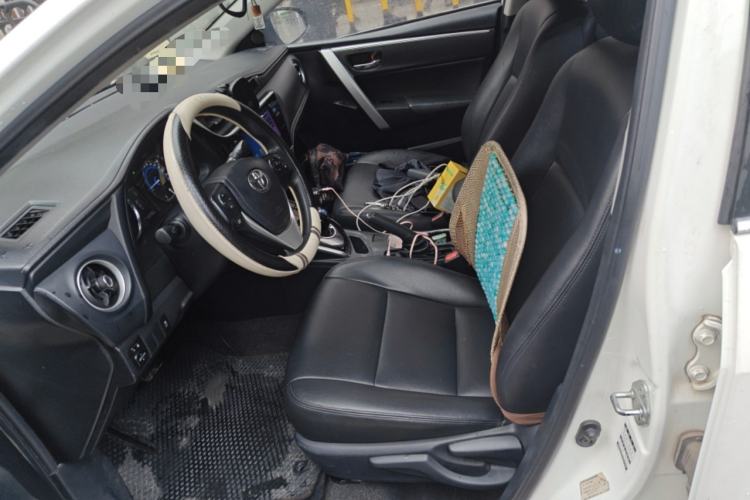 Used Toyota Corolla 2017 Revised Dual-Engine 1.8L E-CVT Leading Edition
