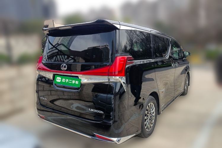 Used Lexus LM 2020 300h Four-Seat Grand Edition
