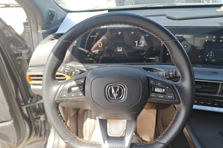 Used CHANGAN UNI-T 2022 1.5T Flagship Edition Steering Wheel