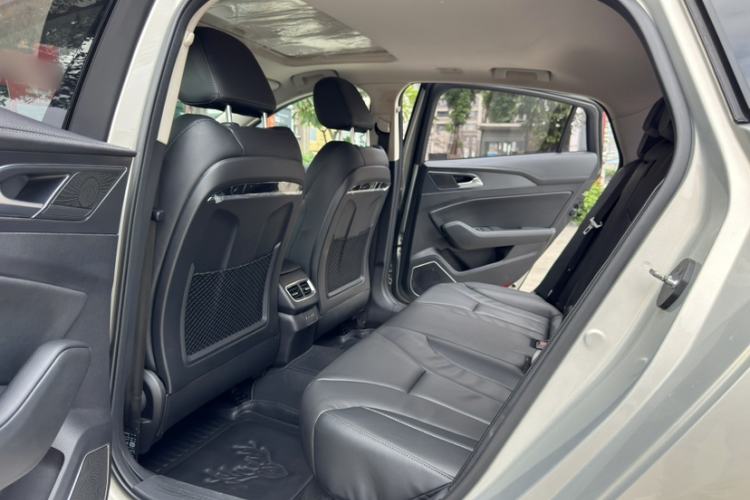 Used Hongqi H5 2022 Classic Model 1.5T DCT Flagship Edition
