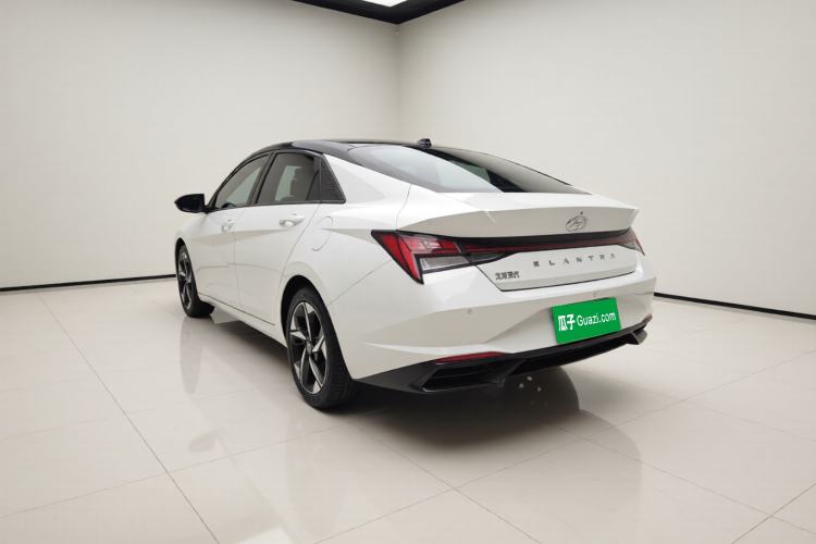 Used Hyundai Elantra 2022 1.5L CVT LUX Prestige Edition Exterior 3