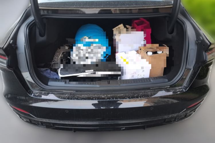 Used Lincoln Z 2025 2.0T Knight Special Edition Trunk