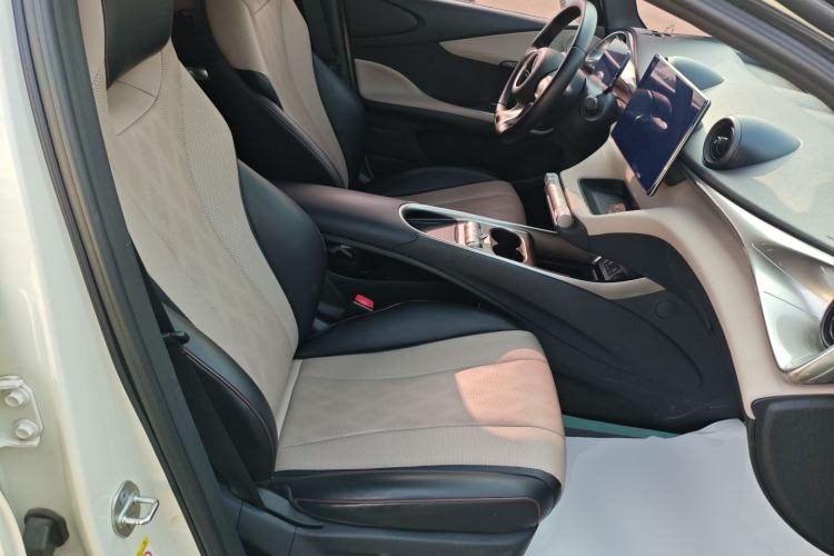 Used BYD Dolphin 2023 420 km Fashion Edition