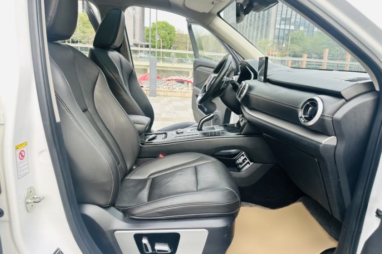 Used Wey VV6 2018 2.0T Four-Wheel Drive Flagship Version China V Standard
